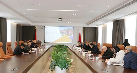 省级两化融合国家综合性树模区验收组专家调研威尼斯9499集团